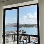 A&r 3 Bedrooms Seafront With Valletta&harbour View - Ferry *