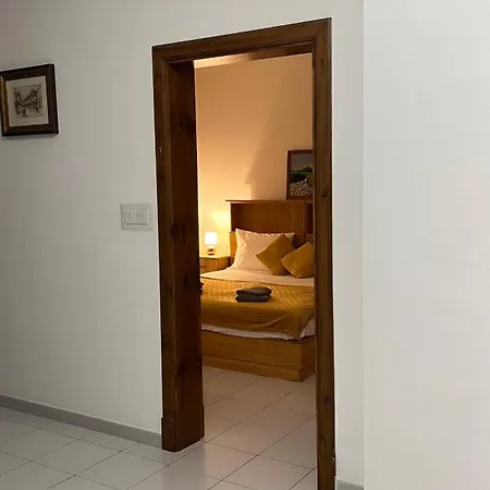 아파트 A&r 3 Bedrooms Seafront With Valletta&harbour View - Ferry 슬리에마