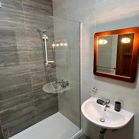 A&r 3 Bedrooms Seafront With Valletta&harbour View - Ferry Apartamento *