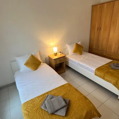 A&r 3 Bedrooms Seafront With Valletta&harbour View - Ferry Apartamento *