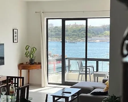 A&r 3 Bedrooms Seafront With Valletta&harbour View - Ferry شقة